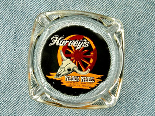 1950s 60s LAKE TAHOE NEVADA "HARVEYS WAGON WHEEL" CATTLE SKULL PICT ASHTRAY