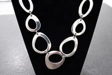 Silver Tone Geometric Open Oval Statement Necklace Modern Chunky Link Fashion