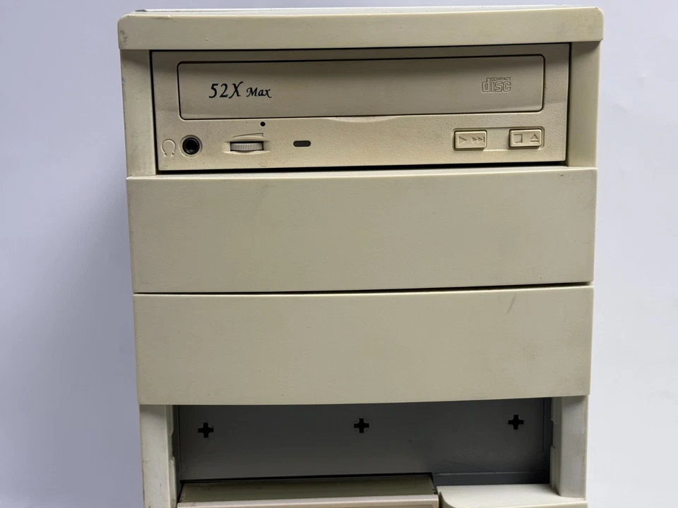 Vintage Beige ATX PC case w/ floppy & DVD drive, and 250W PSU - Image 2 of 4