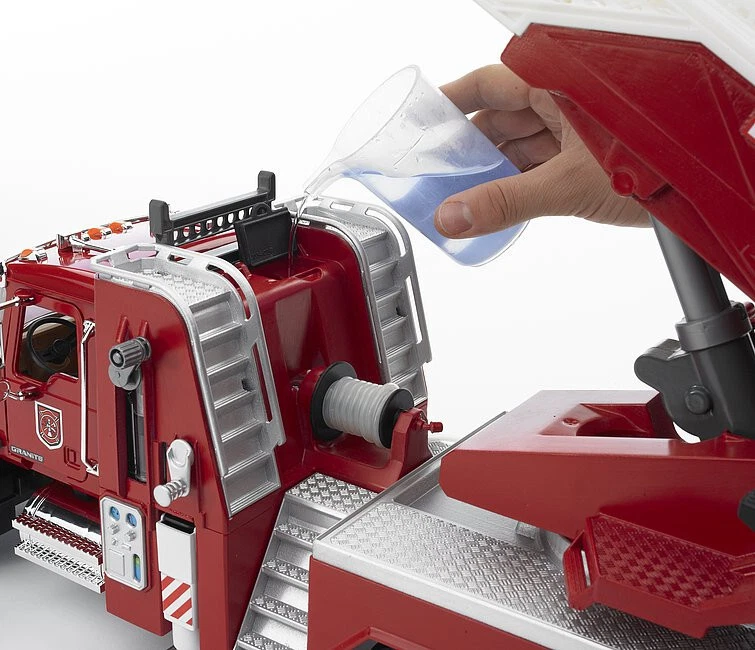 Bruder 02821 Camion MACK Granite Scala 1:16 63,0 cm × 20,0 cm × 26,5 cm - Immagine 3 di 4