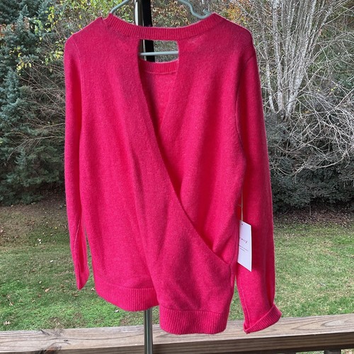 LOFT Ann Taylor Women’s Petite Large Bubble Gum Pink Cutout Back Top Sweater NWT - Picture 13 of 13