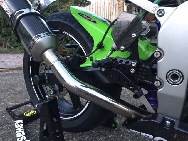 KAWASAKI ZX636R 2003-2018 CRASH MUSHROOMS FRONT & REAR AXLE KAWASAKI ZX636R 2003-2018 CRASH MUSHROOMS FRONT & REAR AXLE