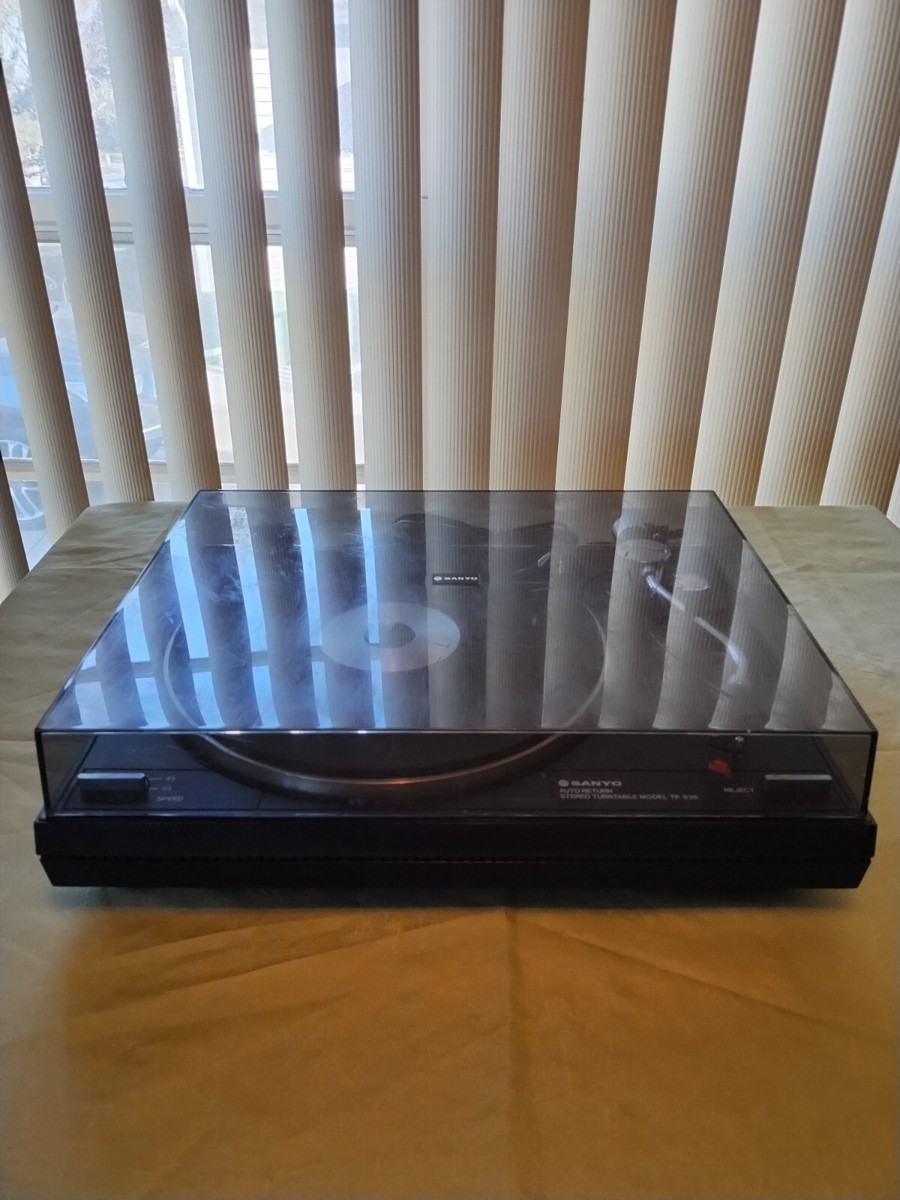 SANYO TP-636 TURNTABLE WORKING BELT DRIVE SIGNET CART SANYO TP-636 TURNTABLE WORKING BELT DRIVE SIGNET CART