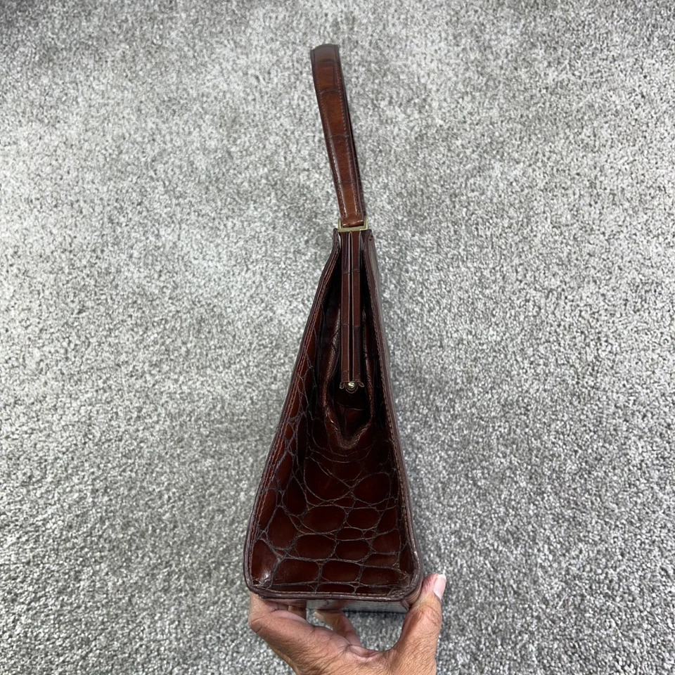 VTG Cole Haan Croc Embossed Leather Top Handle Bag Brown Gold Clasp Retro Chic - Image 3 of 4