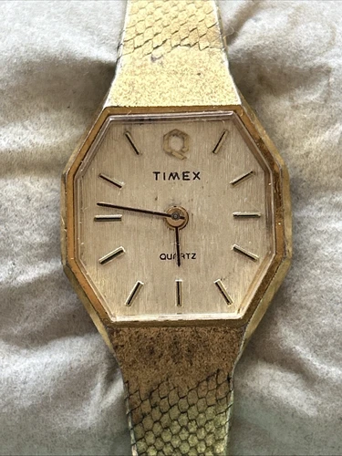 Timex Vintage Gold Tone Women’s Quartz Watch (needs Repair)