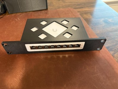 ubiquiti 8 port poe lite 10'' rackmount