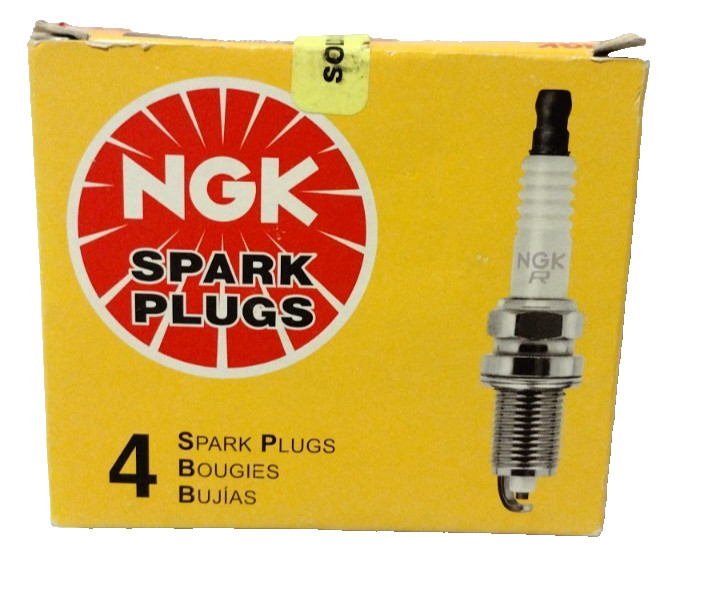 NGK 3961 Spark Plugs BR8ES 4 Pack NEW IN BOX  B2