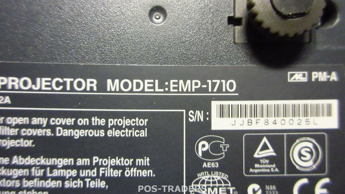 EPSON EMP-1710 Beamer Projector XGA 3LCD 2700 LUMENS INCL EPSON EMP-1710 Beamer Projector XGA 3LCD 2700 LUMENS INCL