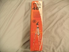 Targus TG-46TR Tripod with Carrying Case
