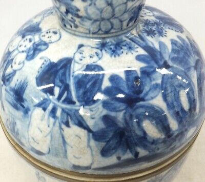 Chinese old Handmade painting flowers blue and white porcelain Tea caddy pot