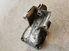 Support moteur Mercedes 611