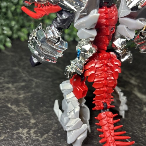 Hasbro Transformers Platinum Edition AOE Dinobots Slug G1 Slag Color - Picture 8 of 12