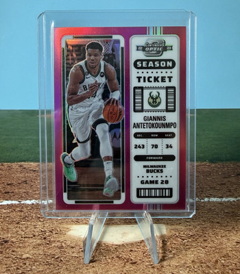 Panini 2022-23 Contenders Optic Giannis Antetokounmpo #26 Pink 05/75