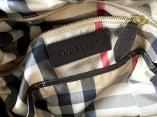 BURBERRY BEIGE QUILT CANVAS FLAPOVER CHECK BABY DIAPER BAG TOTE ADJ STRAP EXCELL