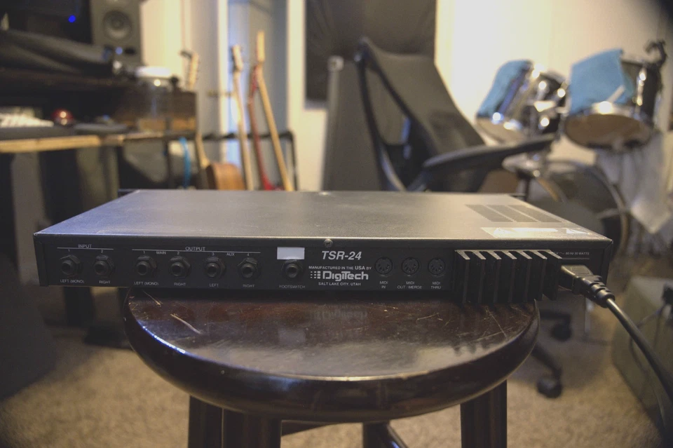 DIGITECH TSR-24 Multi-effects Processor Unit - Great Condition!  - Image 2 of 3