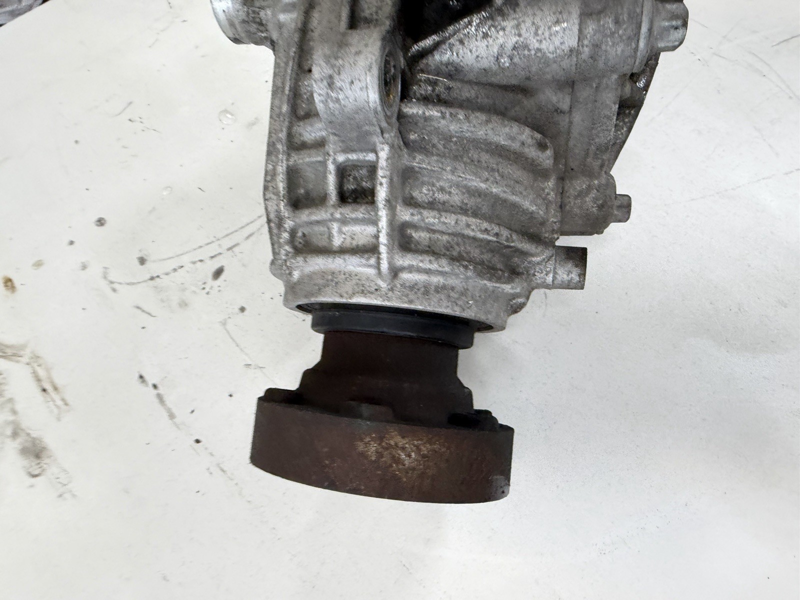 2014-2020 MASERATI GHIBLI 3.0L AWD FRONT AXLE DIFFERENTIAL CARRIER OEM