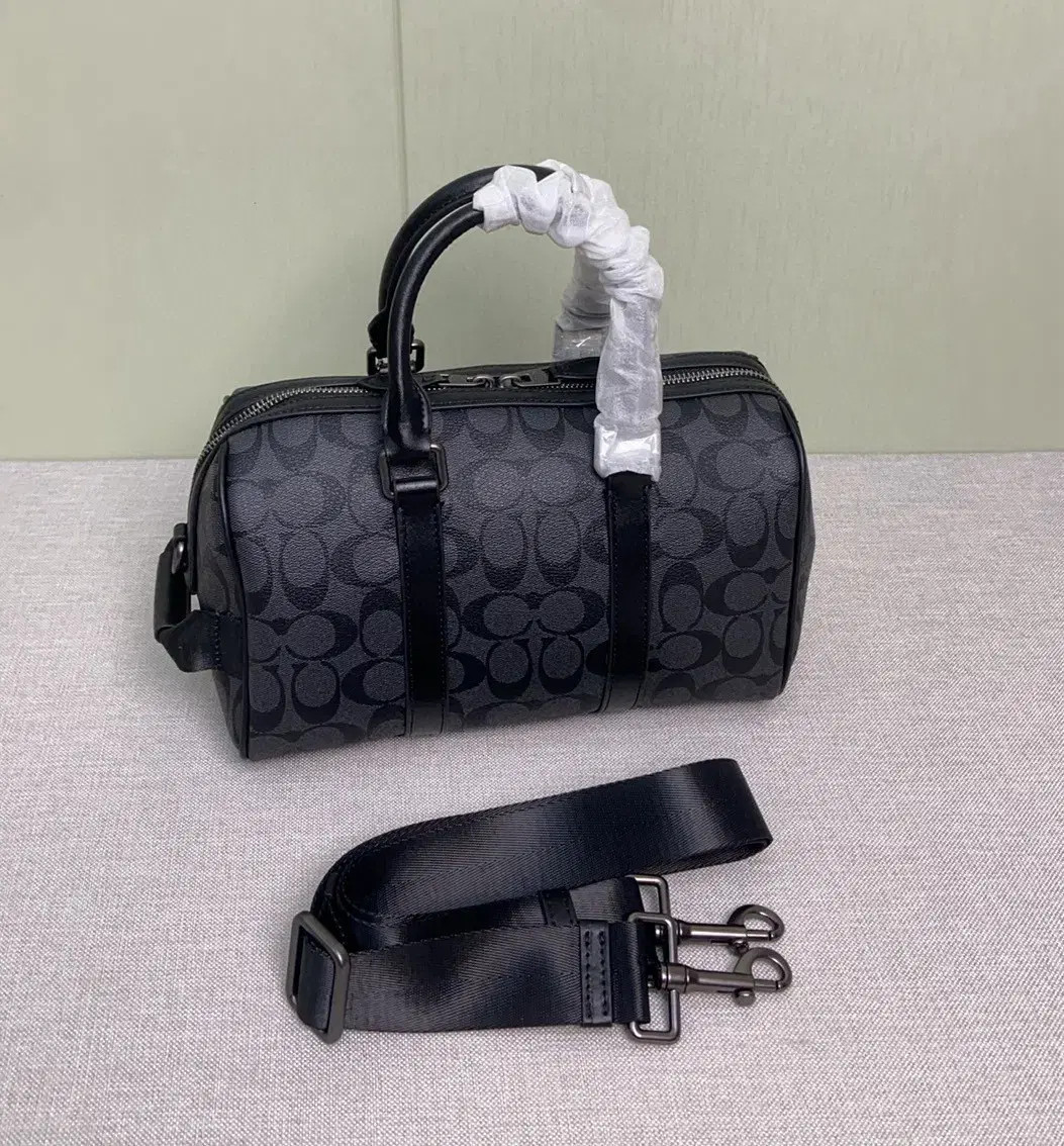 COACH CY821 Ventura Duffle Bag 27 Signature Canvas Patch