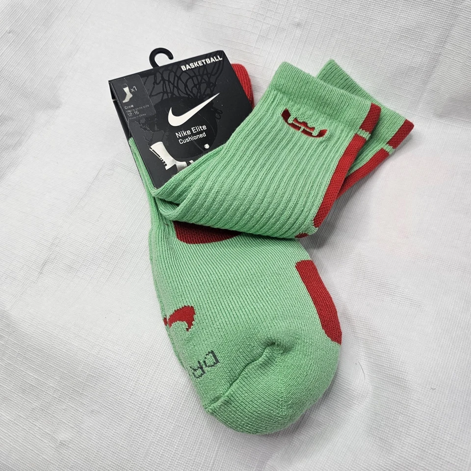 NIKE ELITE Basketball Crew Socks SX4696-365 LeBron James Christmas XL 12-15 Rare - Image 4 of 4