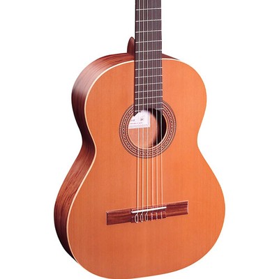 Ortega Traditional Series R180 Classical Guitar Satin Natural 44