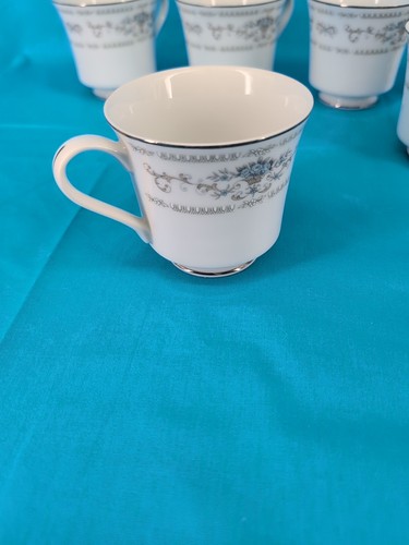 VTG FINE PORCELAIN CHINA Set of 7 Teacups DIANE Coffee Mugs Dainty Floral Japan - Photo 4/6
