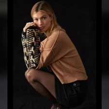 Anthropologie Cable Knit Sleeves Arm Warmers - Black/Ivory