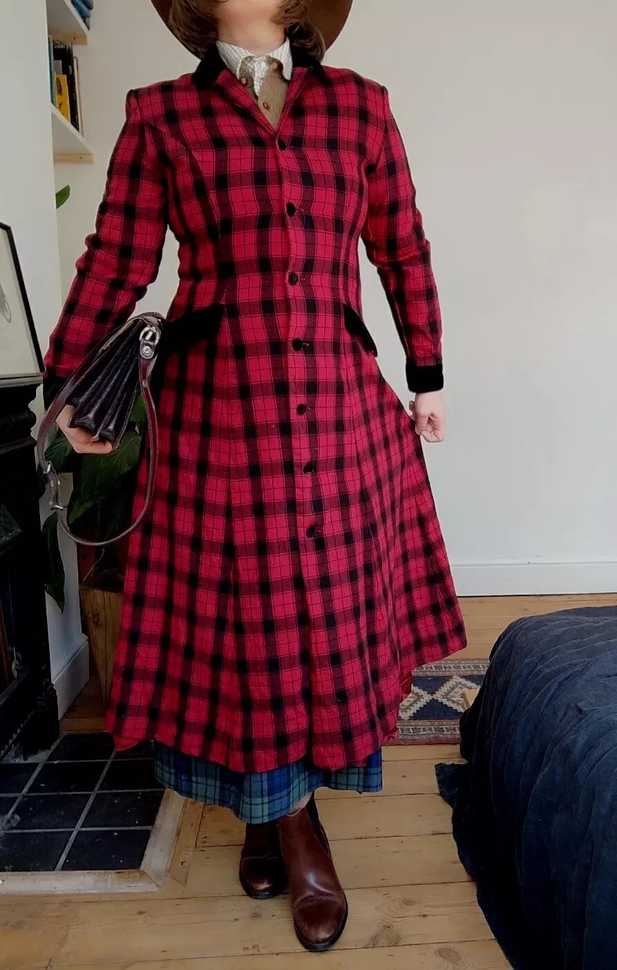 Picture 2 of 10