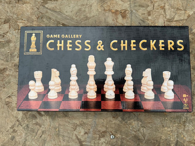 Game Gallery Chess & Checkers Game - Foldable - New