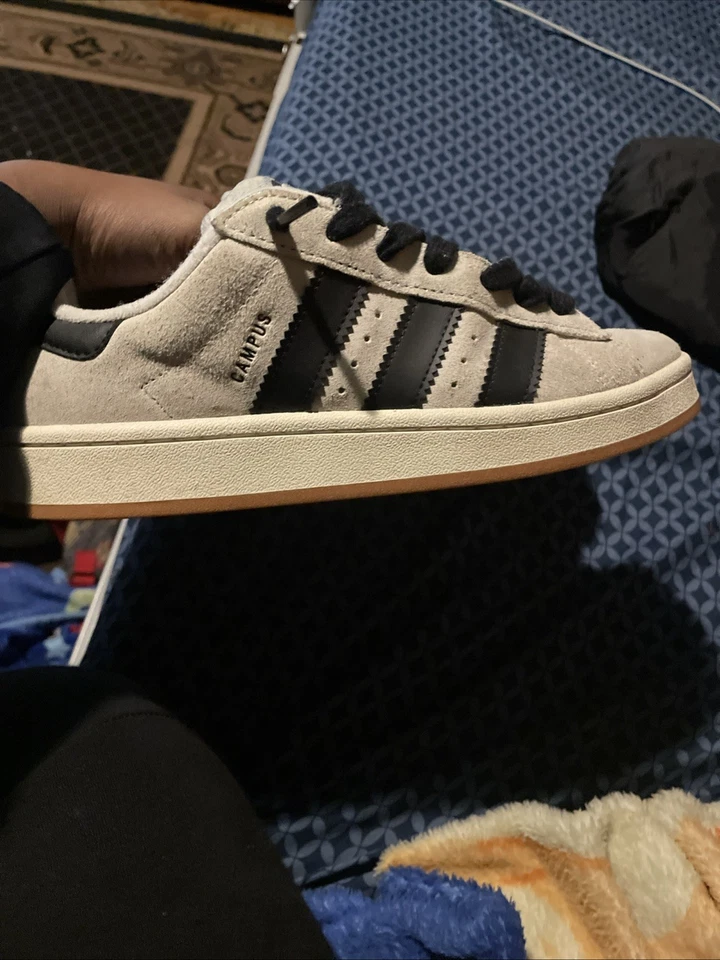 adidas Campus 00s Women's Sneakers Crystal White/Black, Size 8 - Image 2 of 4