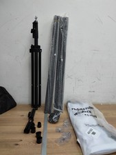 Projector Screen with Stand 100 inch 16:9 HD 4K Outdoor Indoor Projection Screen