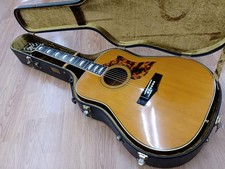 Guitarra acústica Yamaha N-700 usada