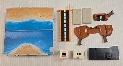 1987 Galoob Micro Machines Travel City Toll Booth Bridge Playset 