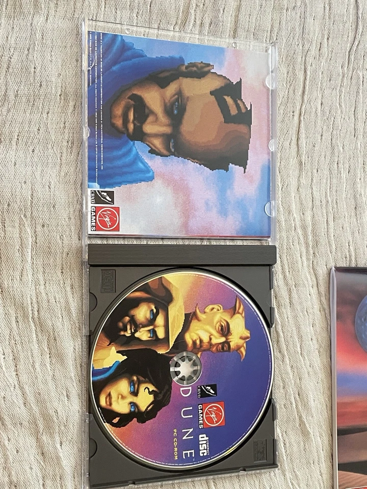 Dune Game CD ROM Manual Sandworm Box Variant 1992 Rare European Version Vintage - Image 4 of 4