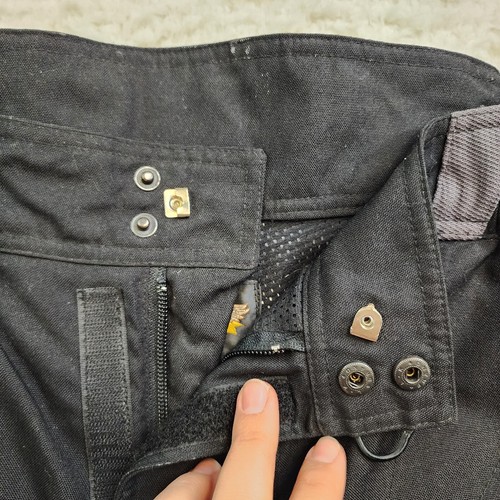 Pantalones de montar Harley Davidson negros M bolsillos con cremallera forro de malla transpirable - Imagen 8 de 16