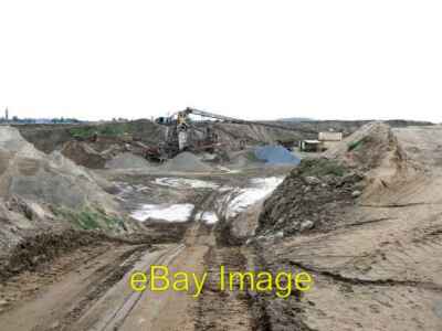 Foto 6x4 Sandsteinbruch Leslie einige der Aushubmaschinen im Sand um 2006