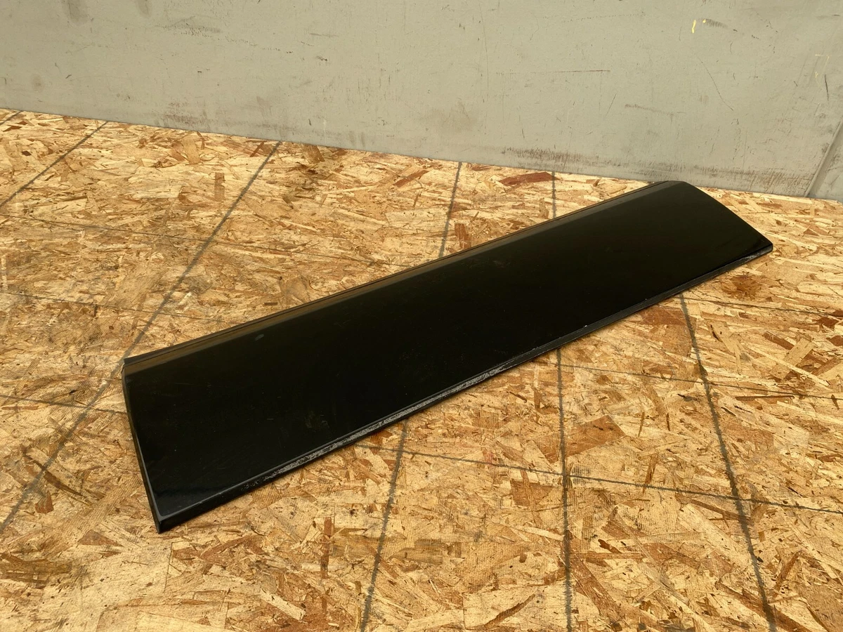 FRONT RIGHT DOOR MOLDING COVER TRIM 8263896 RANGE ROVER HSE OEM 