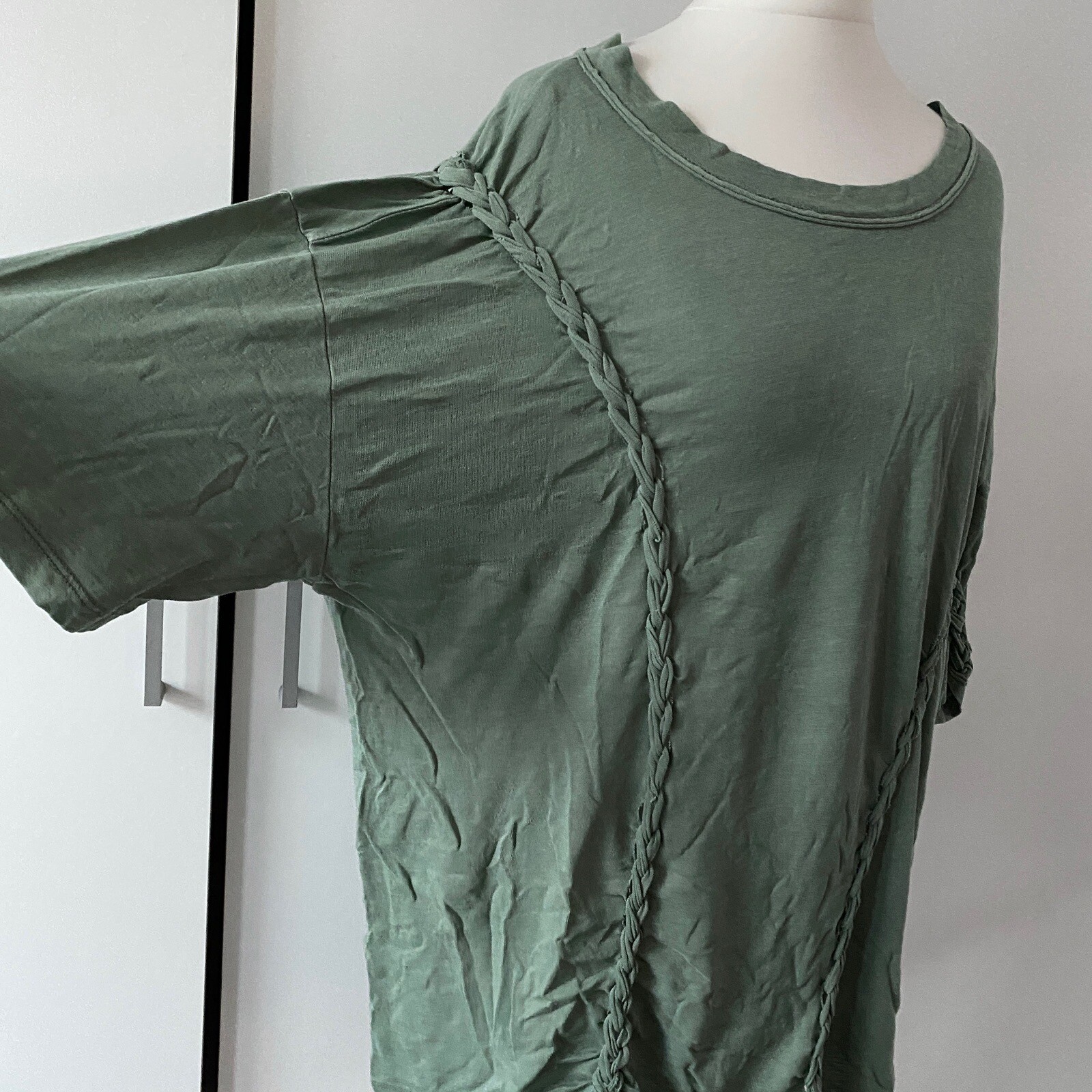 Foto 2 di 12