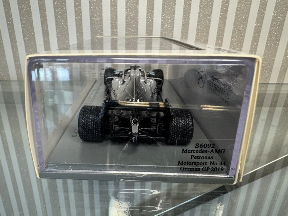 Spark 1:43 S6092 Mercedes AMG W10 Special livery German GP 2019 L.Hamilton - Immagine 3 di 4