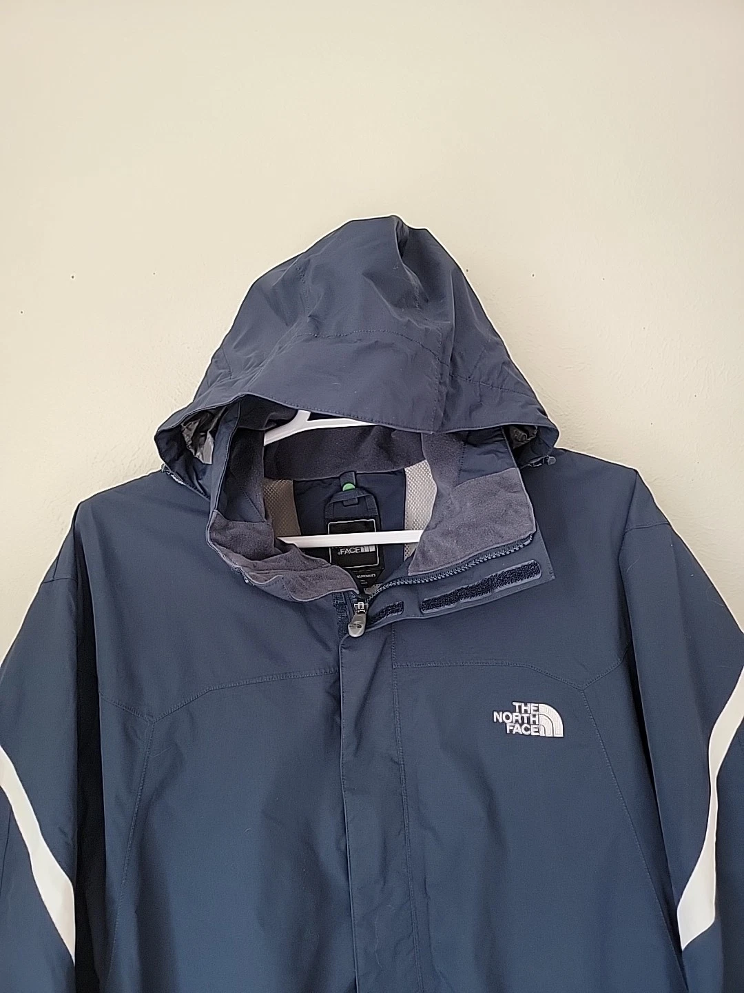 north-face hyvent waterproof shell coat jacket