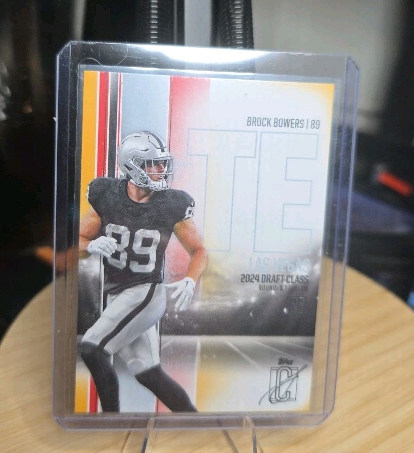 2024 Topps Signature Class - Rookies Brock Bowers #129 Red & Yellow (RC)