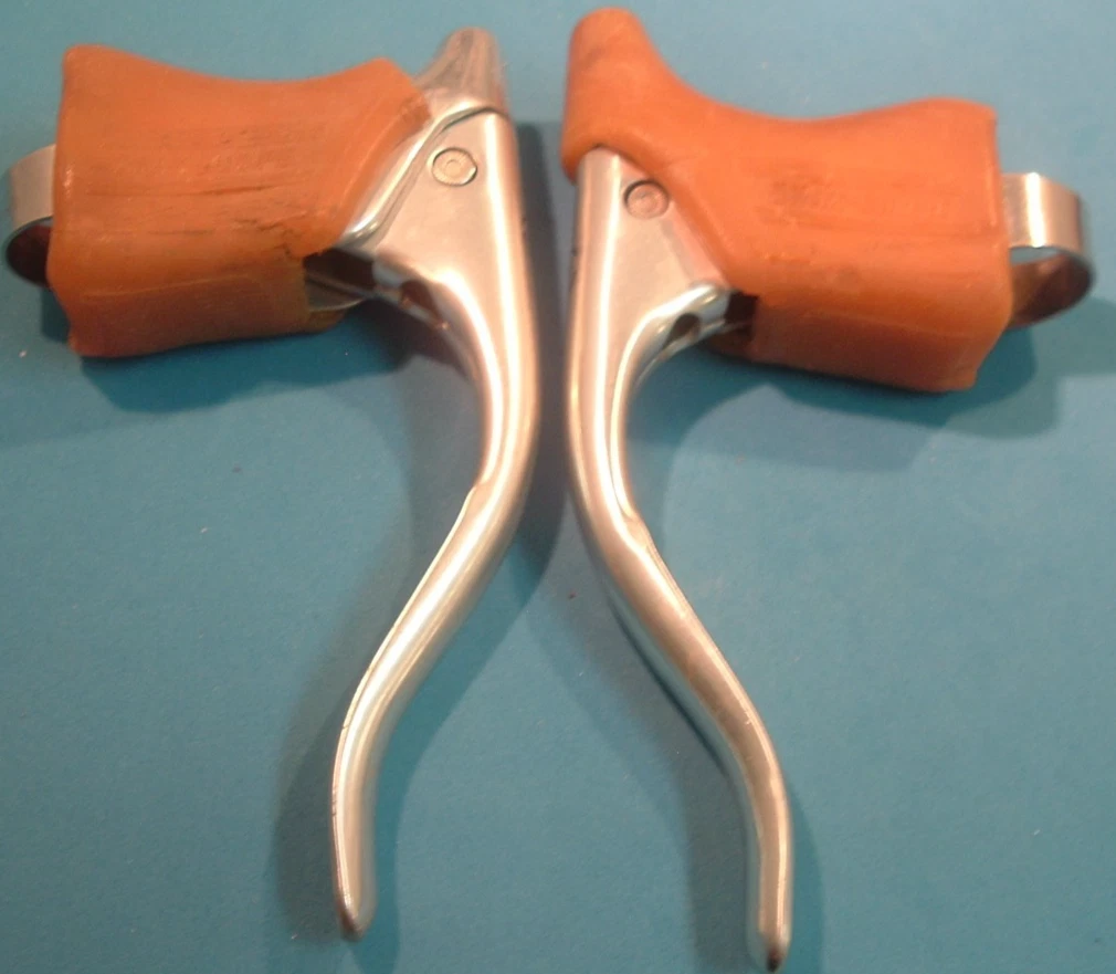 Dia Compe Gran Carretera Freno Levers- Plateado- Nuevo / NOS Non Aero 23.5MM