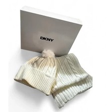 DKNY Women's Cream Pom Hat Beanie Scarf Set NWT 88