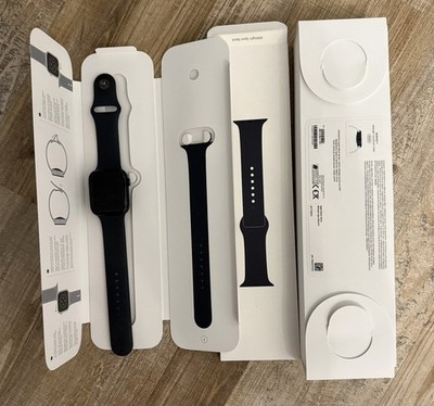 Apple Watch Series 7 Nike 45mm Aluminium Schwarz Midnight