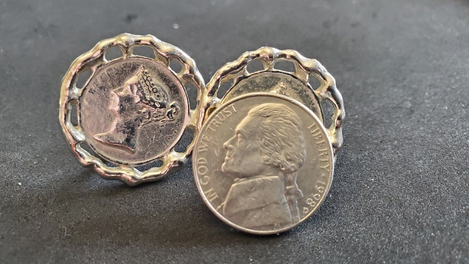 Vintage Queen Victoria Regina Coin Earrings Screw… - image 6