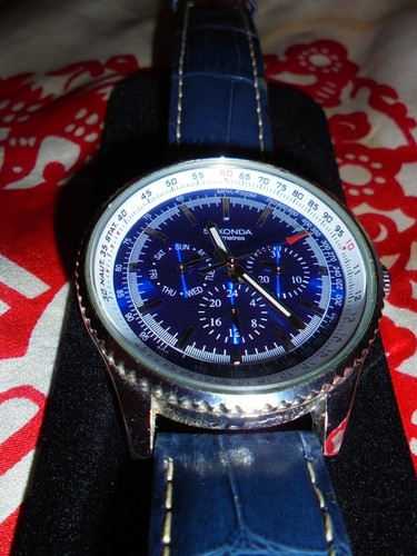 SECONDA CRONOGRAPH WITH LEATHER STRAP STORAGE POUNCH GWO SWEEP SECOND HAND