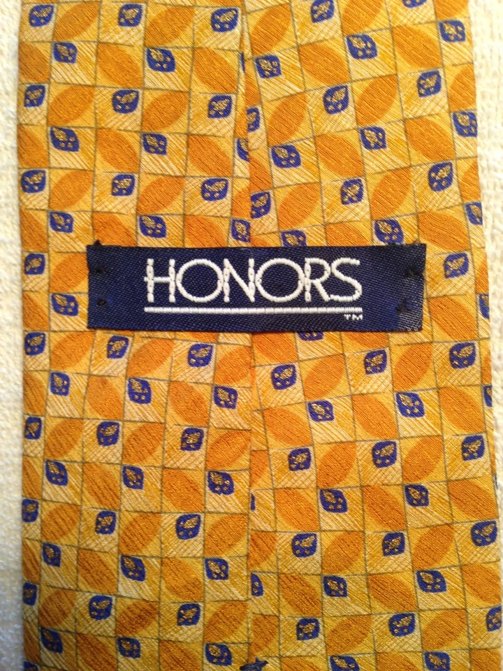 CORBATA HONORS HOMBRE 4 X 57 AMARILLA CON DETALLES AZUL CLARO  Foto 4 de 4