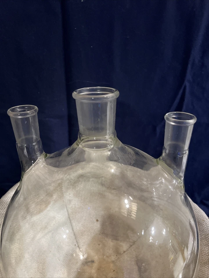 Frasco de ebullición 2000 ml fondo redondo 3 mástiles 45/50 con calentador de vidrio Foto 2 de 4