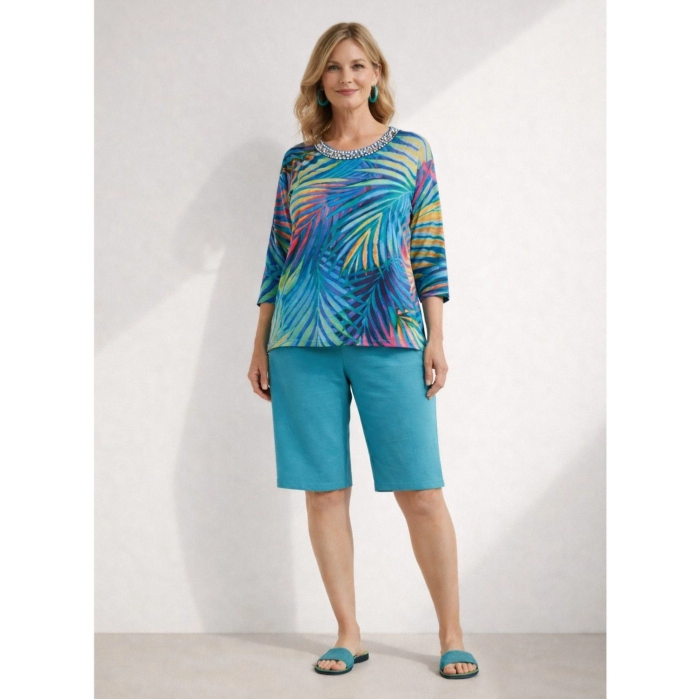 NWT Bob Mackie Wearable Art M Turquoise Blue Cotton Blend Capri Pants NEW
