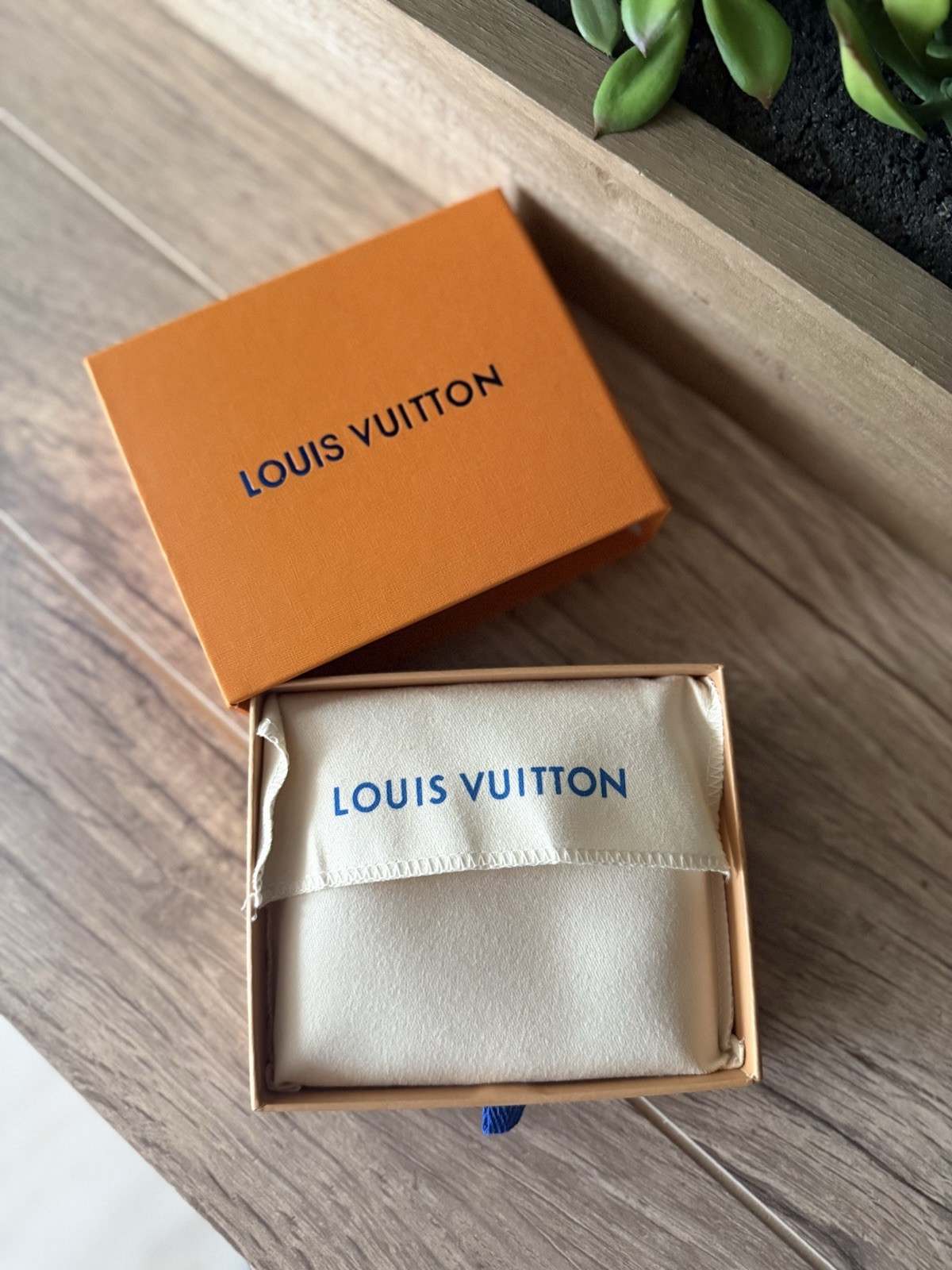 LV Multiple Wallet Black Monogram - image 3