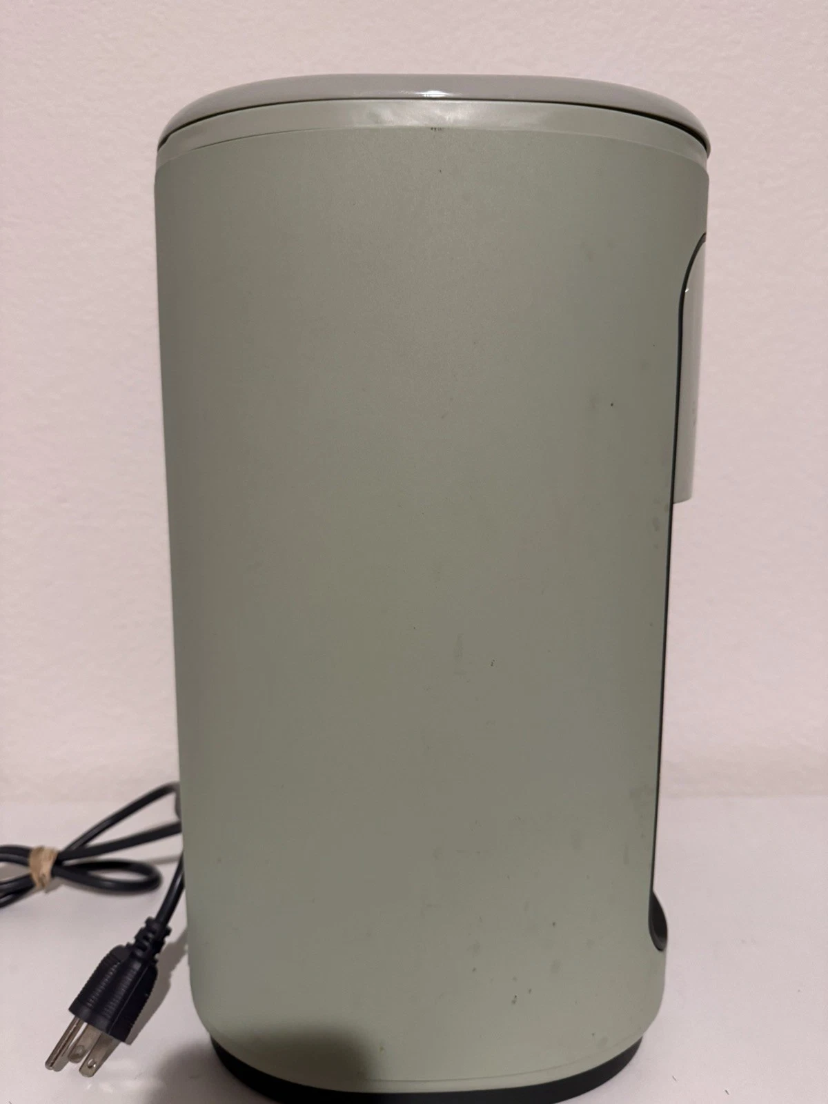 Beautiful 14-Cup Programmable Coffee Maker w Touch Display CM1199-UL - BASE ONLY