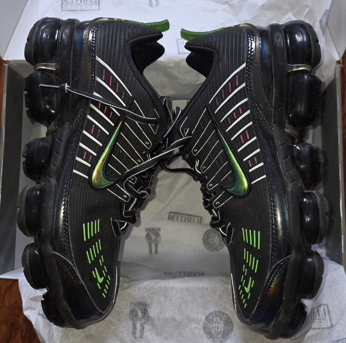 Nike Air VaporMax 360 Black Green Strike Pink Blast CK2718-003 Mens Size 9 WU2157579_2_enlarged.jpg main image 2